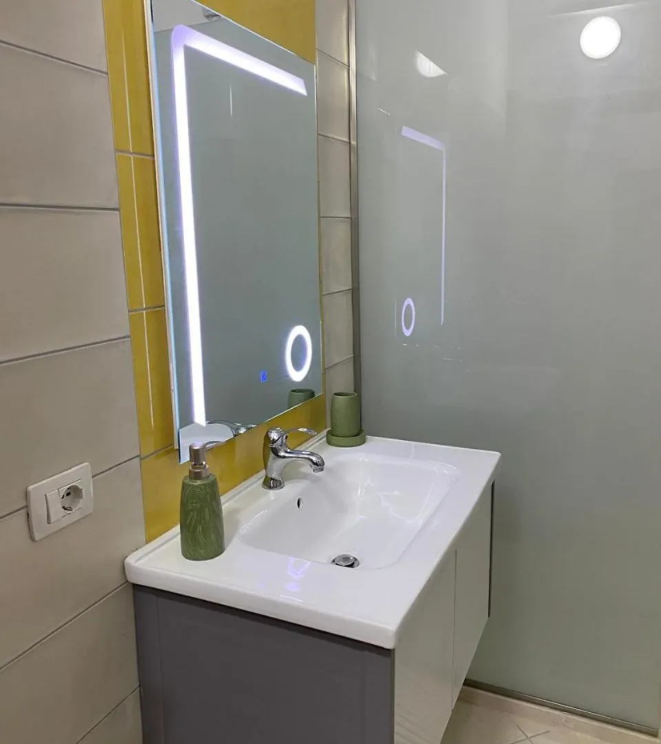 City Charm Apartment 500Mbs Vlorë