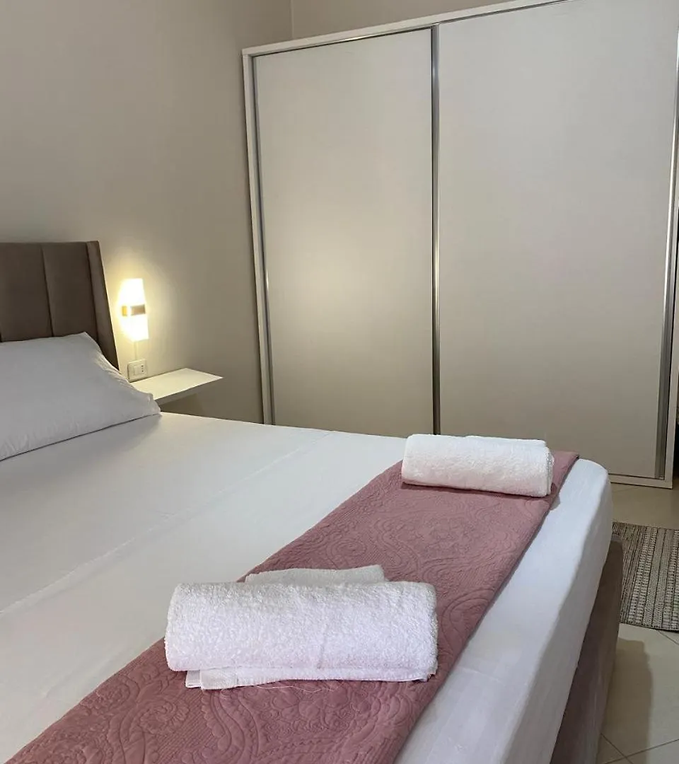 City Charm Apartment 500Mbs Vlorë 阿尔巴尼亚